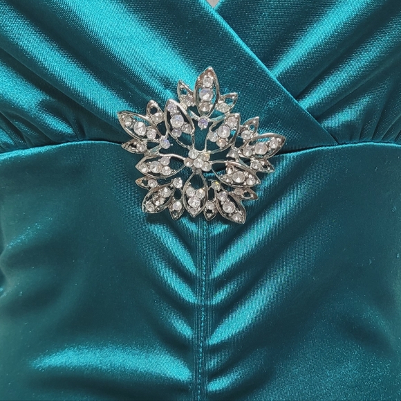 Deadstock Vintage Charlotte Russe Teal Satin Brooch Shark Bite Hem Halter Dress - Picture 4 of 14